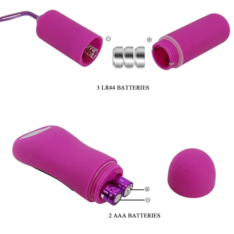 String violet avec balle vibrante et télécommande, fente intégrée, idéal pour jeux intimes et contrôle à distance.