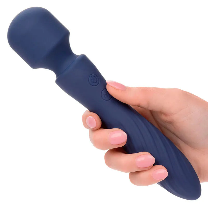 Masseur violet Charisma Mystique, design élégant, tête flexible striée, silicone, double moteur, 12 fonctions, étanche.