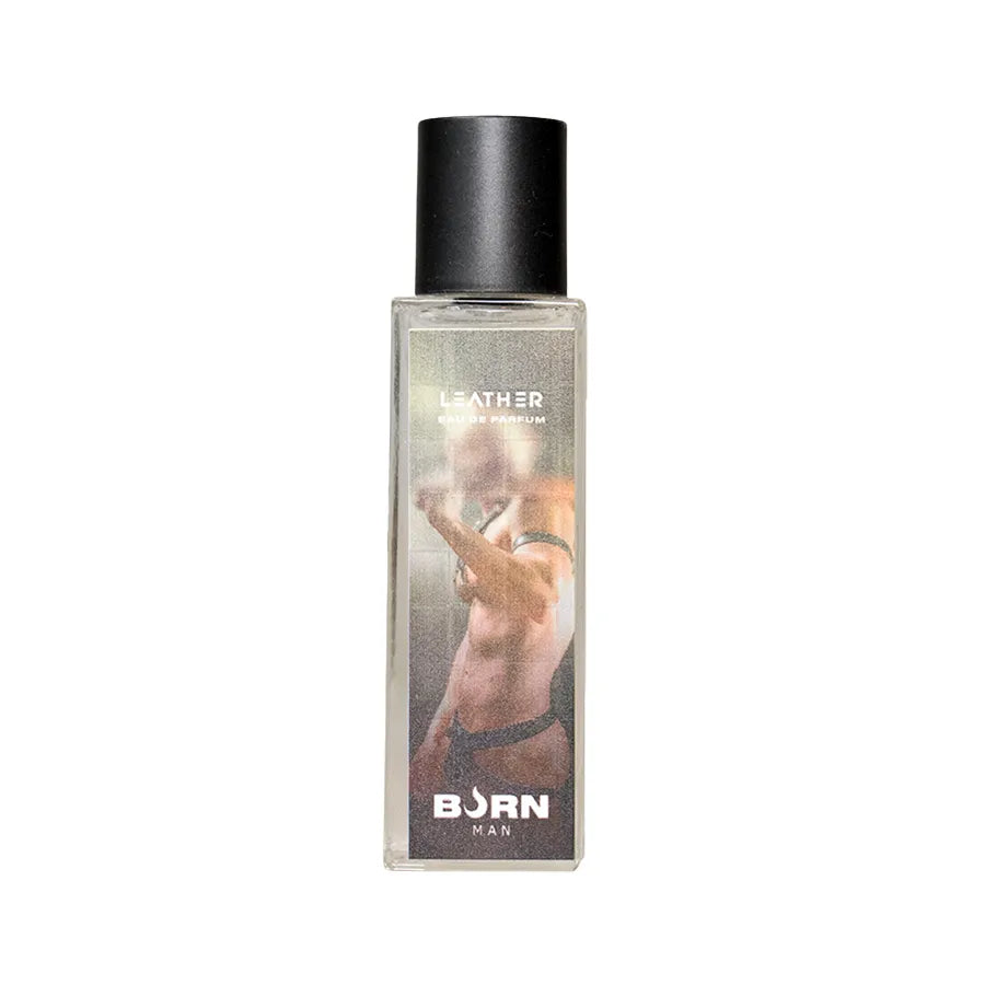 Flacon rectangulaire de parfum Burn Homme 20 ml, design élégant avec bouchon noir et étiquette moderne.
