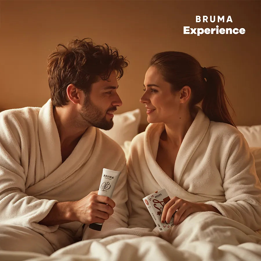 Kit plaisir multisensoriel BRUMA XPERIENCE avec lubrifiant, huile, plume et bandeau pour une expérience douce et vibrante.