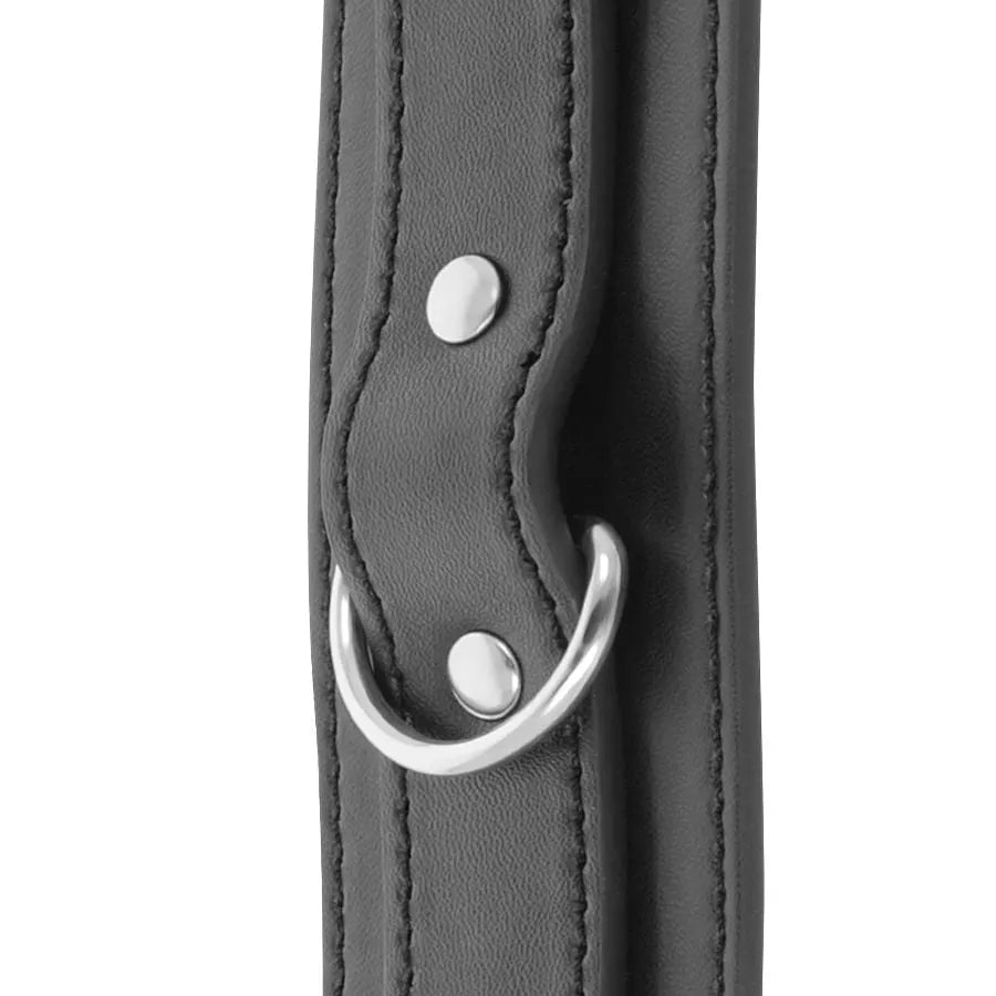 Menottes Cuir Pvc Ajustables Pour Bdsm