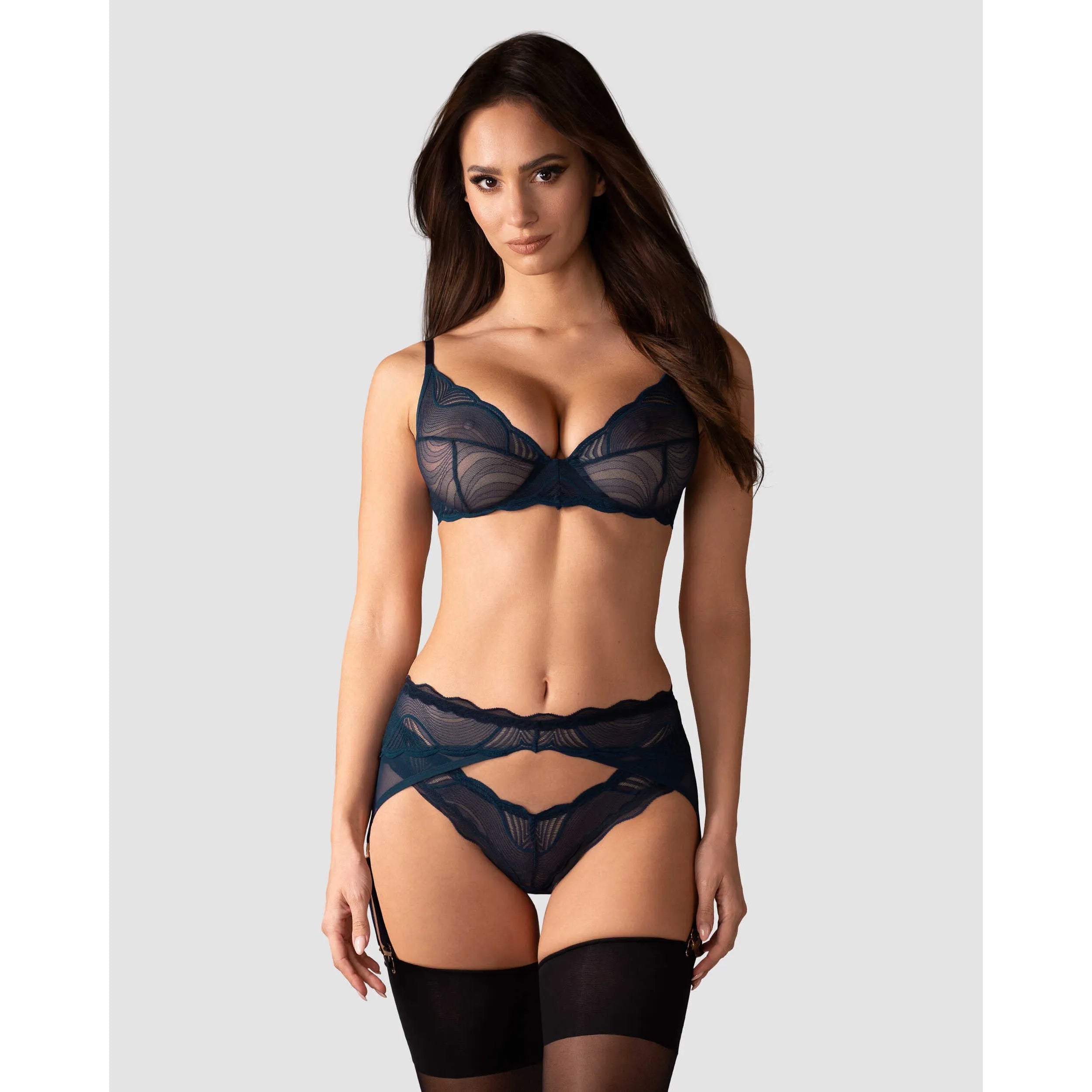 Nightly blue ensemble lingerie 3 pièces dentelle bleu marine peau sensible
