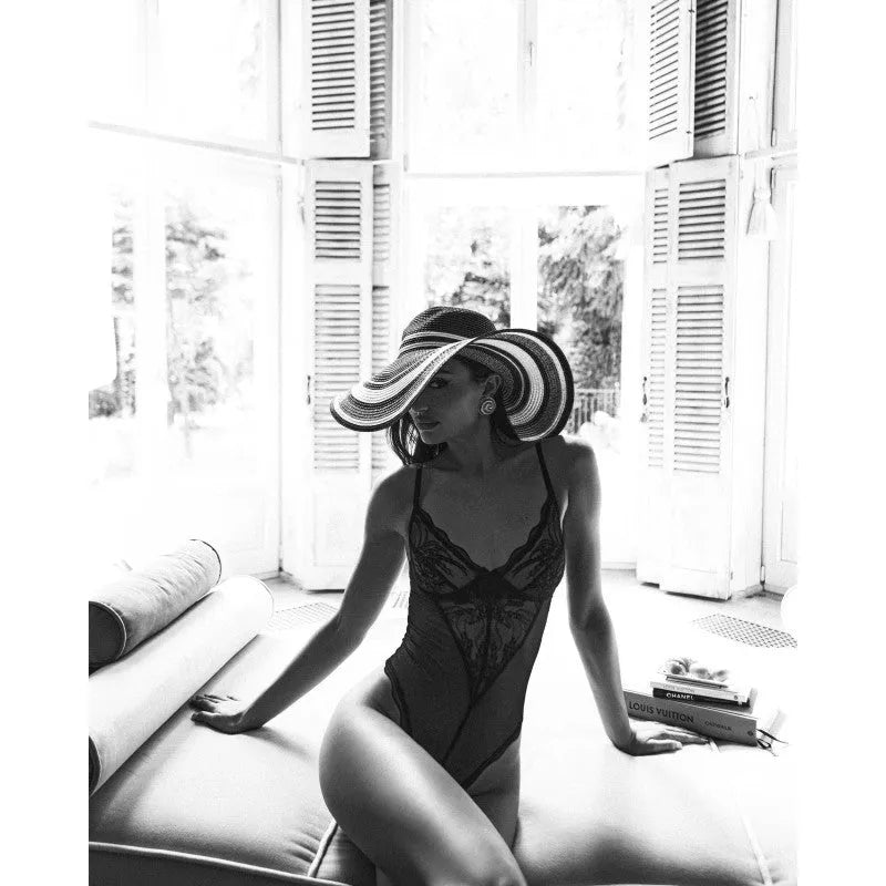 Perisia body noir maille transparente dentelle ouverte bonnets armatures