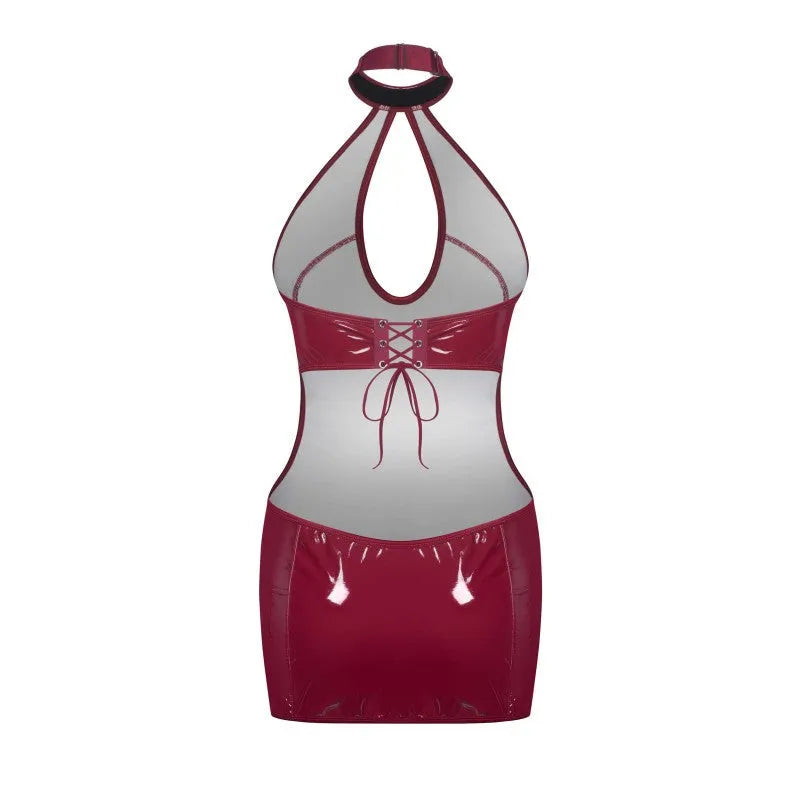 Robe rouge glossy décolleté ajustable tissu brillant séduisante