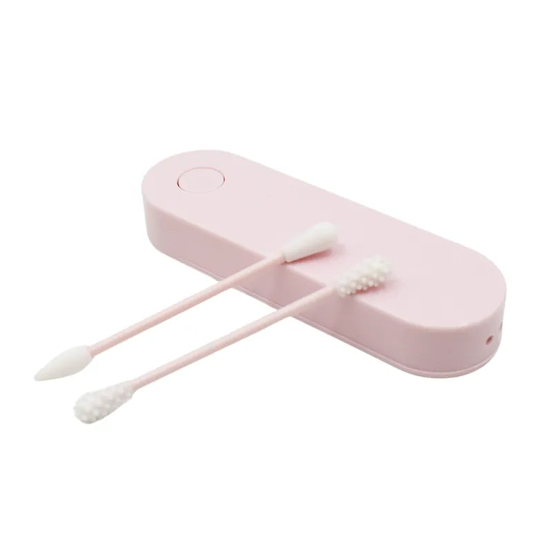 Boîte rose avec 2 cotons-tiges réutilisables en silicone, alternative écologique aux cotons-tiges jetables.