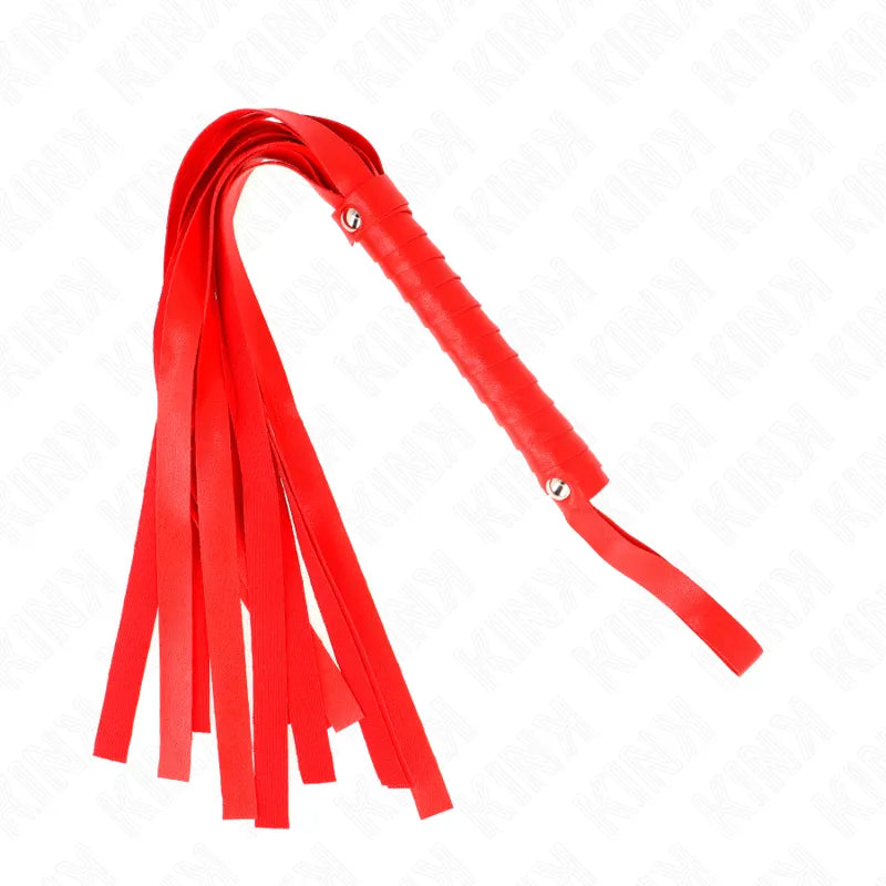 Fouet BDSM en cuir rouge personnalisable avec lanières, manche texturé, idéal pour séances intenses et personnalisées.