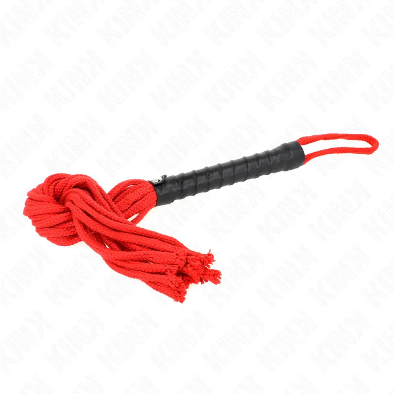 Cravache BDSM rouge et noire élégante, poignée robuste, accessoires kink haute qualité pour plaisir raffiné.