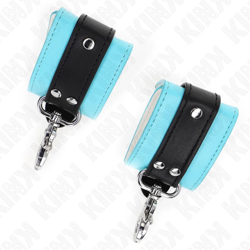 Bracelets BDSM en cuir bleu et noir, doublure douce, attaches métalliques robustes pour confort et sécurité optimale.