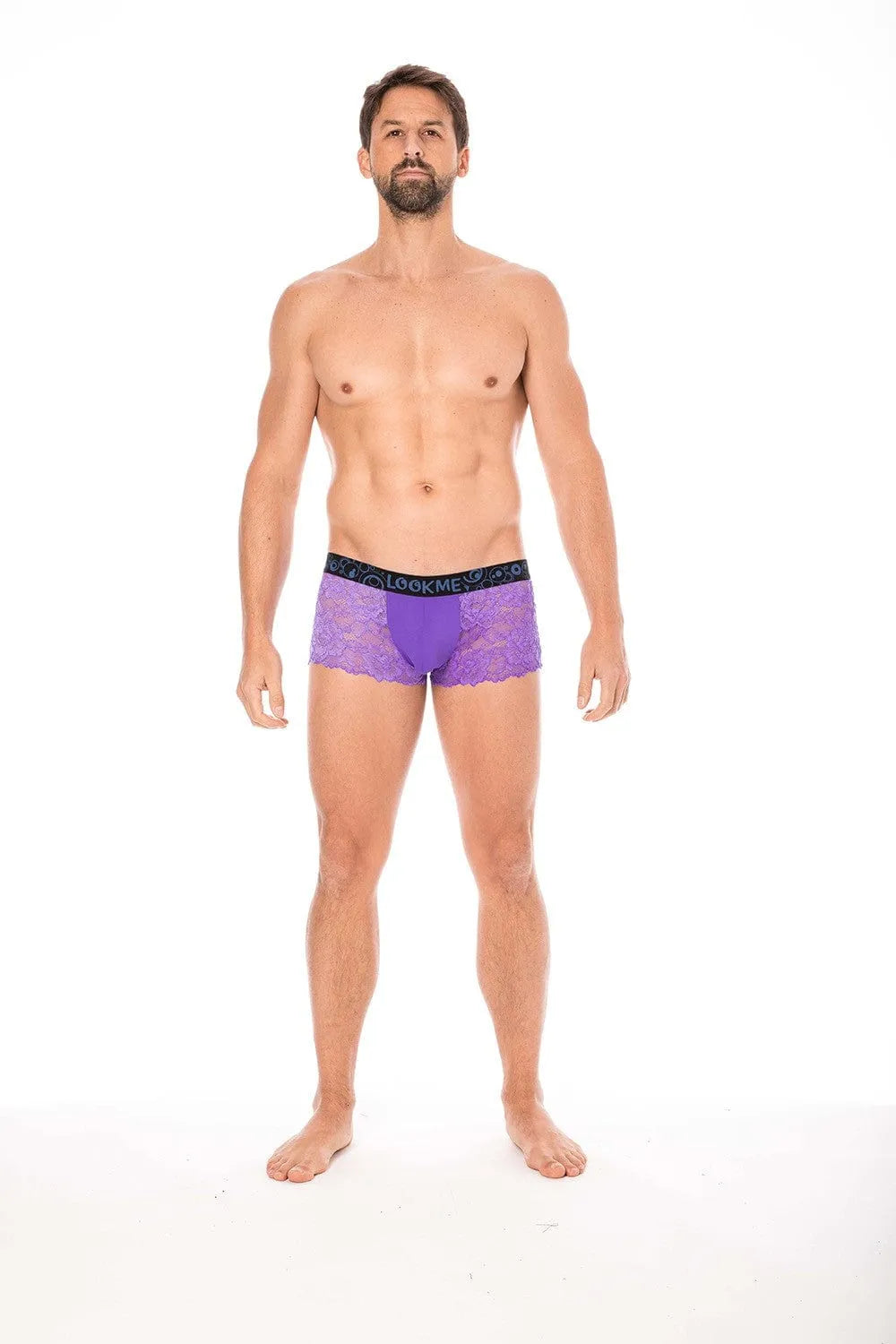 Caleçon homme en dentelle violette avec motif floral, poche opaque, ceinture noire, confort et élégance pour un maintien p...