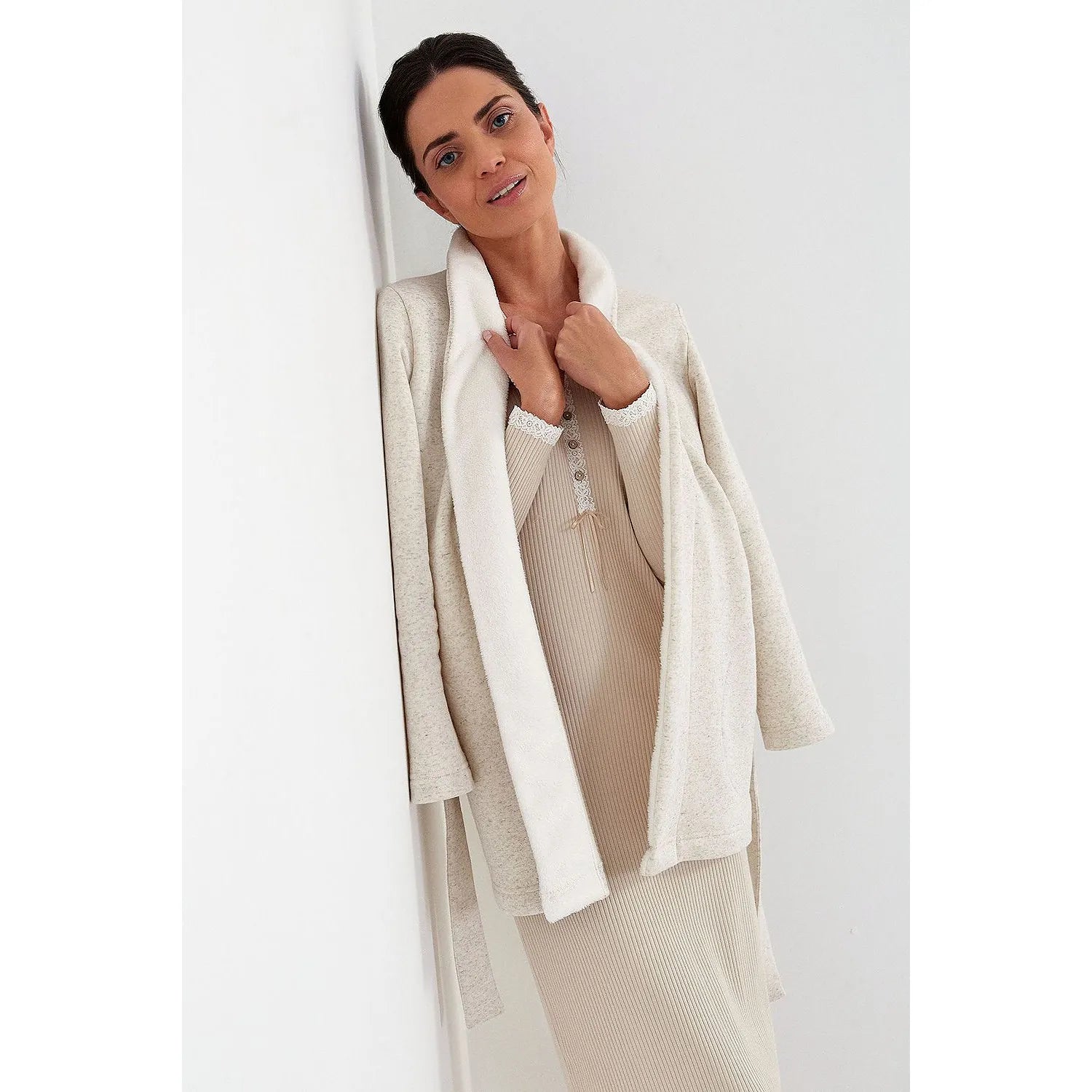  Peignoir court model 189081 Cana 