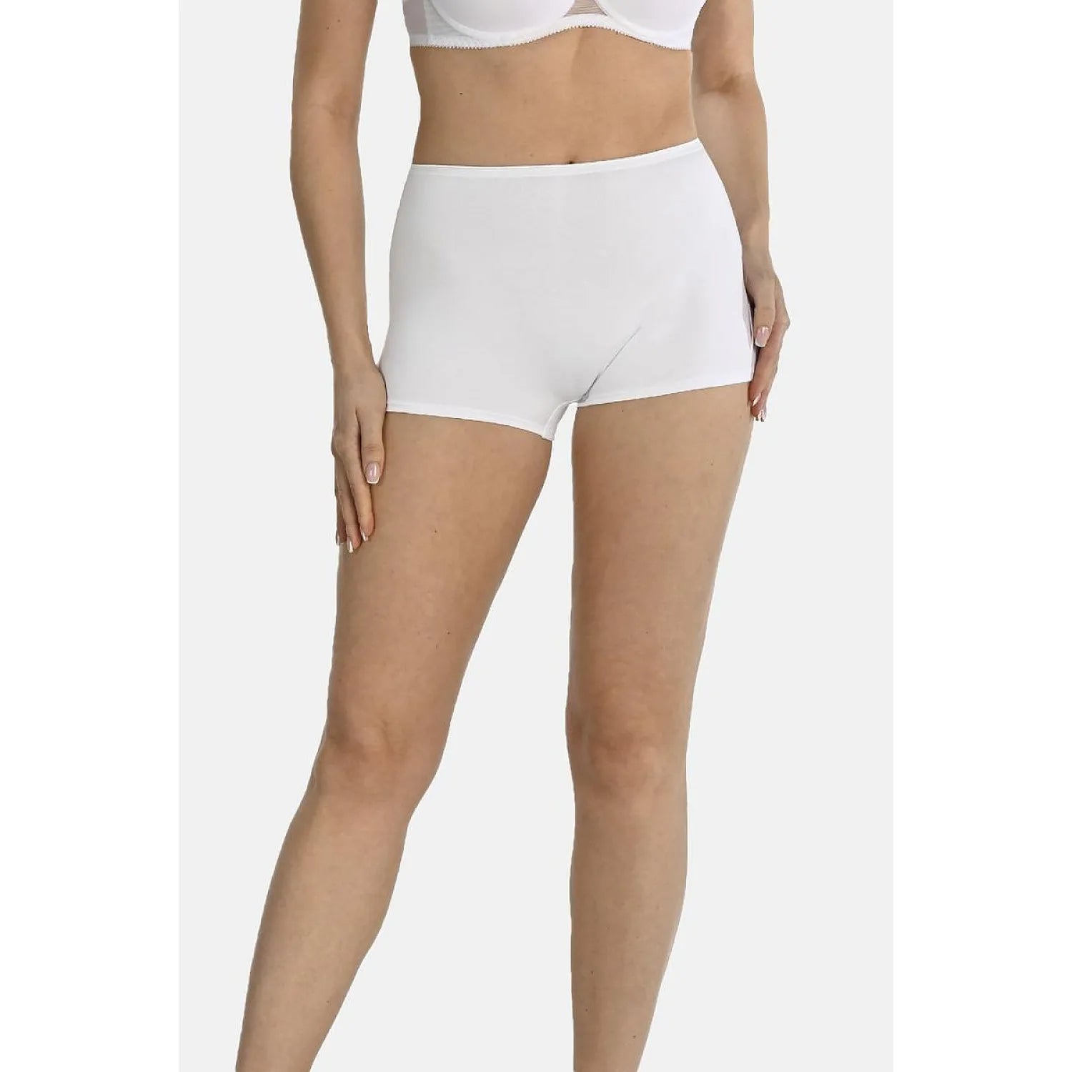  Shorts model 198070 Teyli 