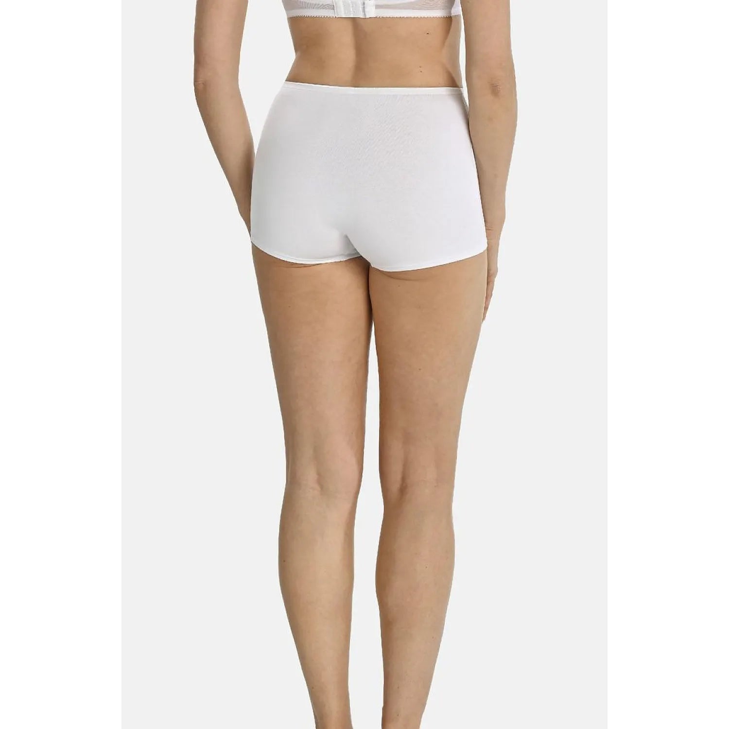  Shorts model 198070 Teyli 