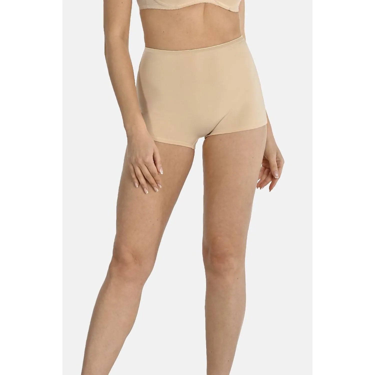  Shorts model 198071 Teyli 