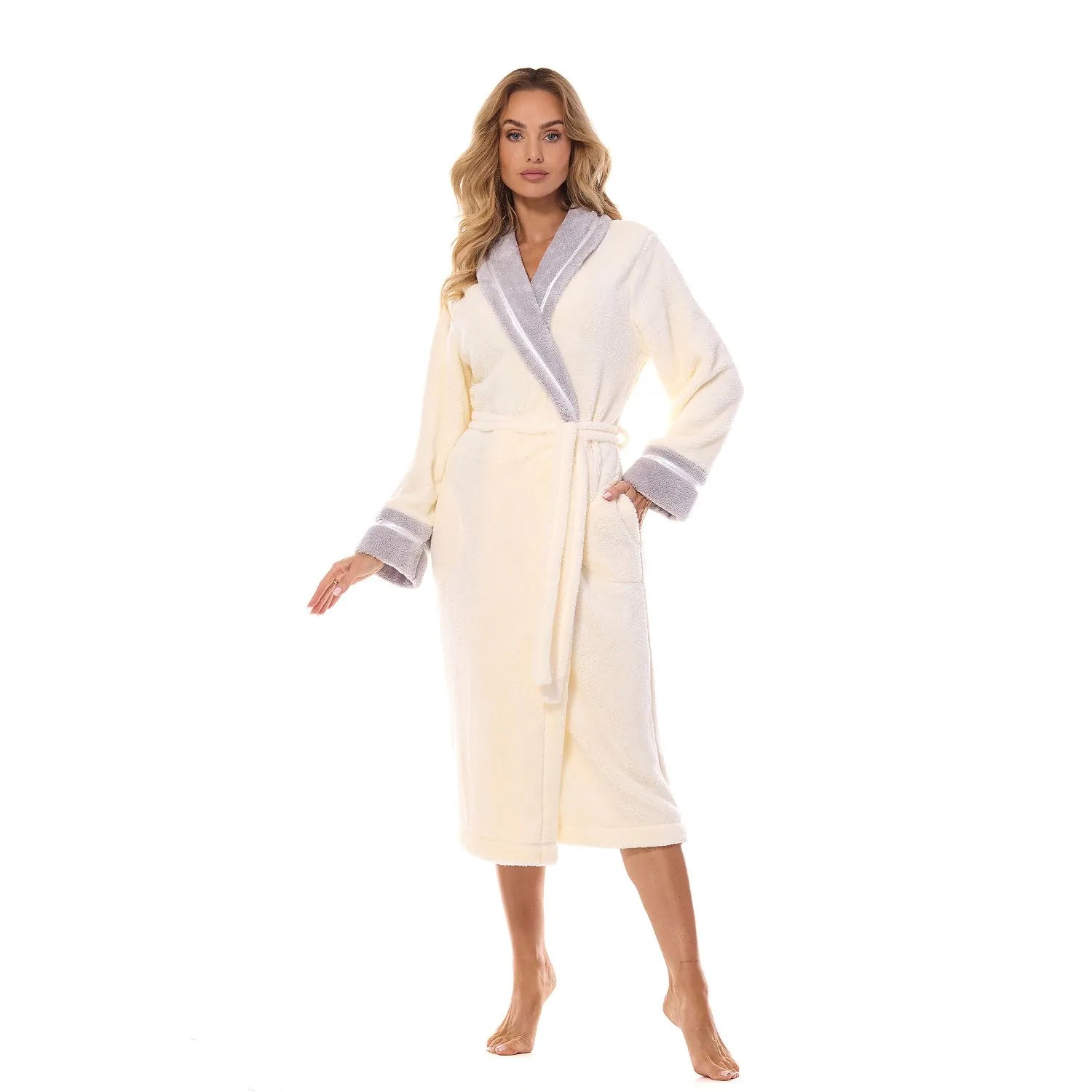  Peignoir model 199364 L&L collection 