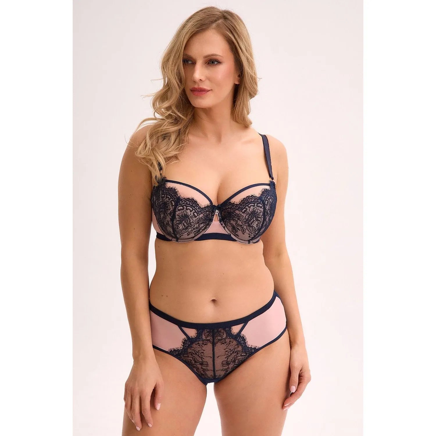  Semi-soft model 215937 Gaia 