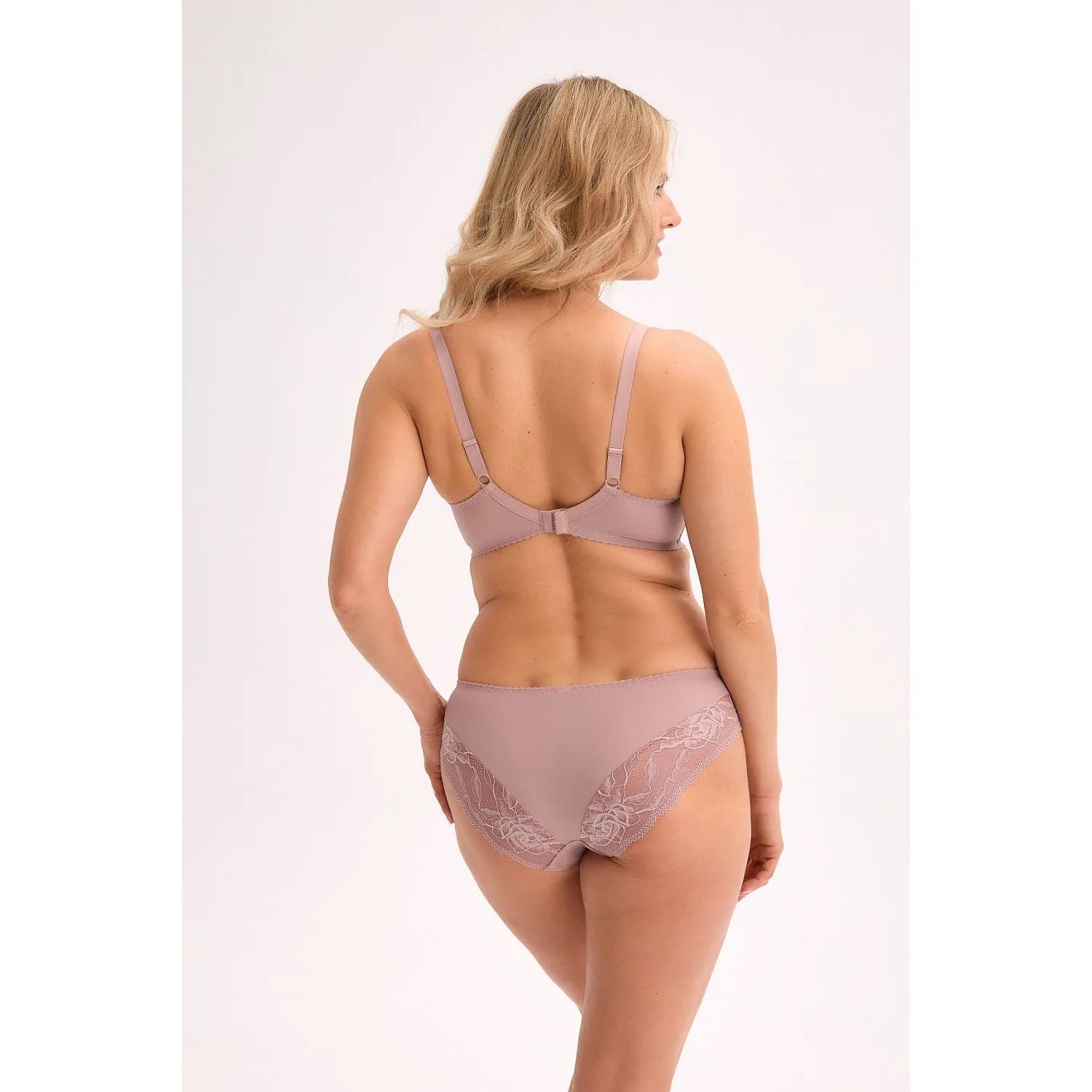  Semi-soft model 217964 Gaia 