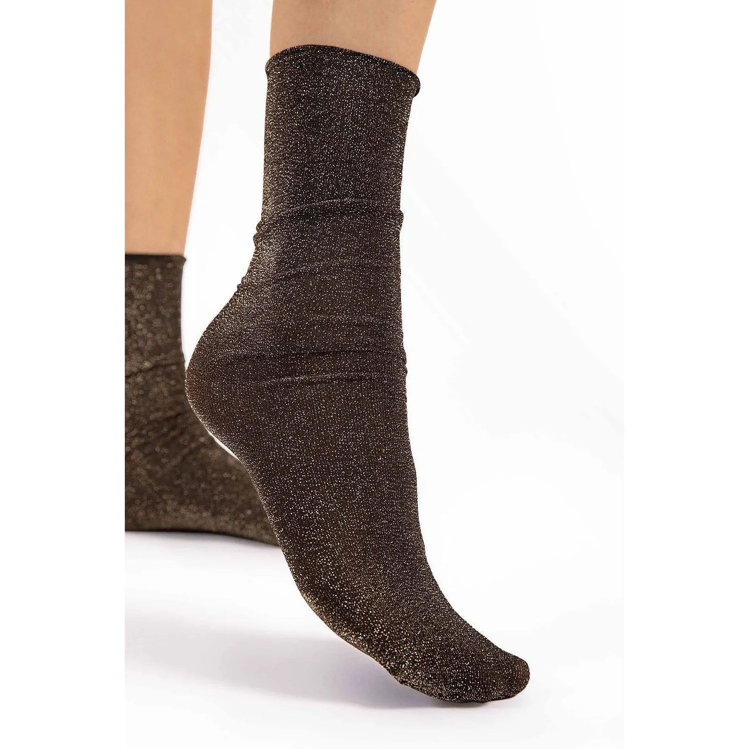 Chaussettes Fiore 218764, éclatantes, tissage 3D, lurex doré, bord invisible, confort et élégance, ajustement parfait.
