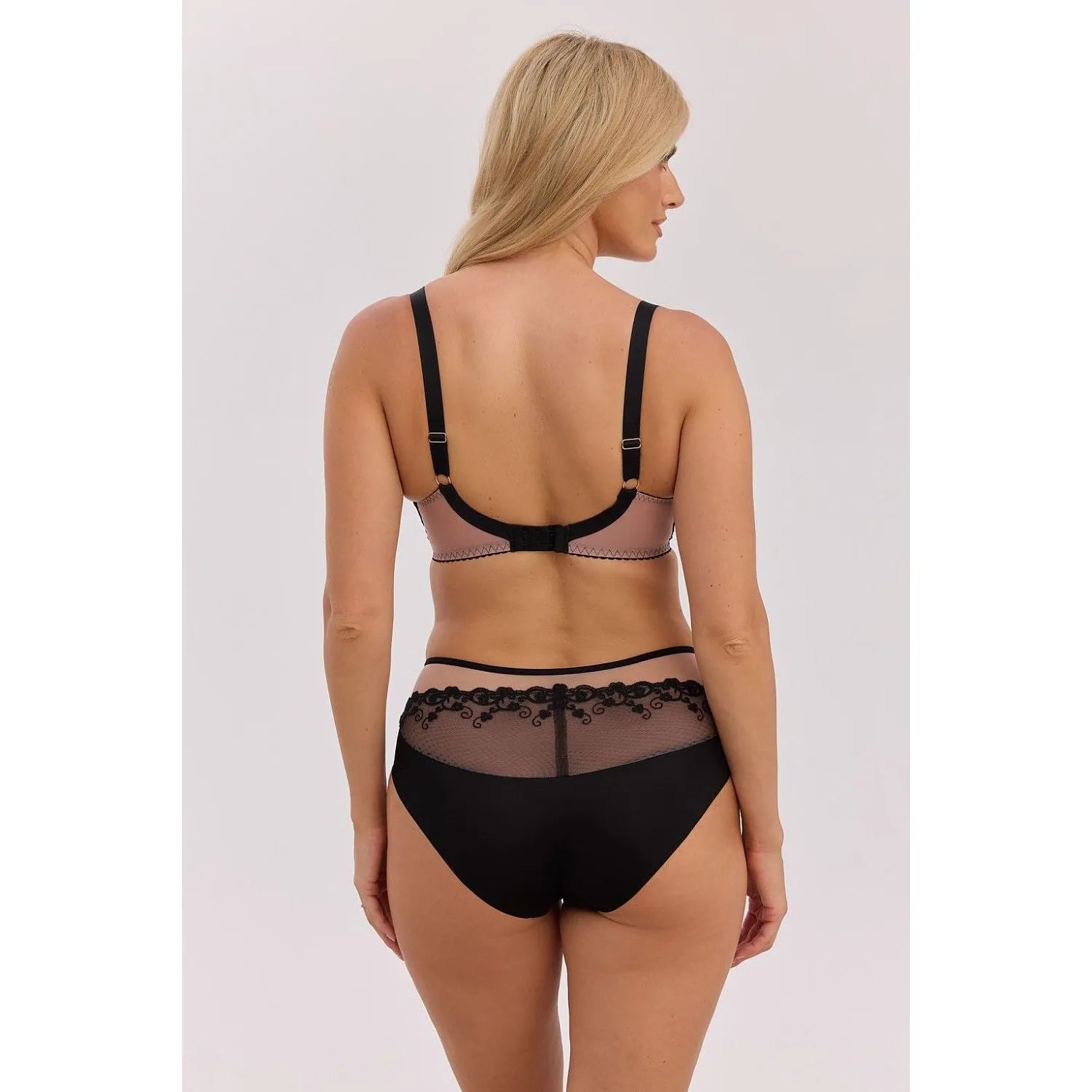 Culottes femme dentelle moka noir Gaia 222889, élégance et confort, vue arrière, détails délicats et silhouette flatteuse.