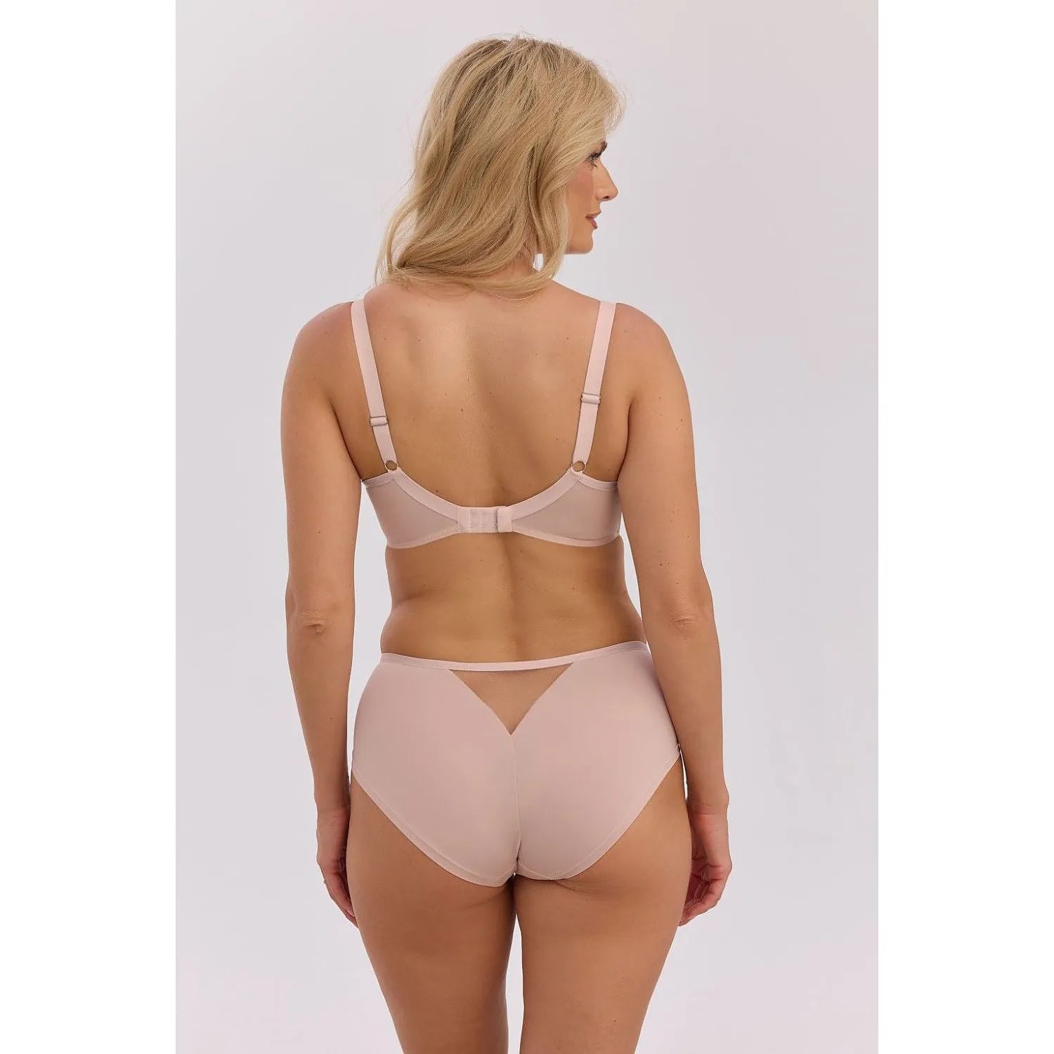 Culottes écru en tulle brodé feuilles, confort microfibre, élégance et style raffinés, vue arrière.