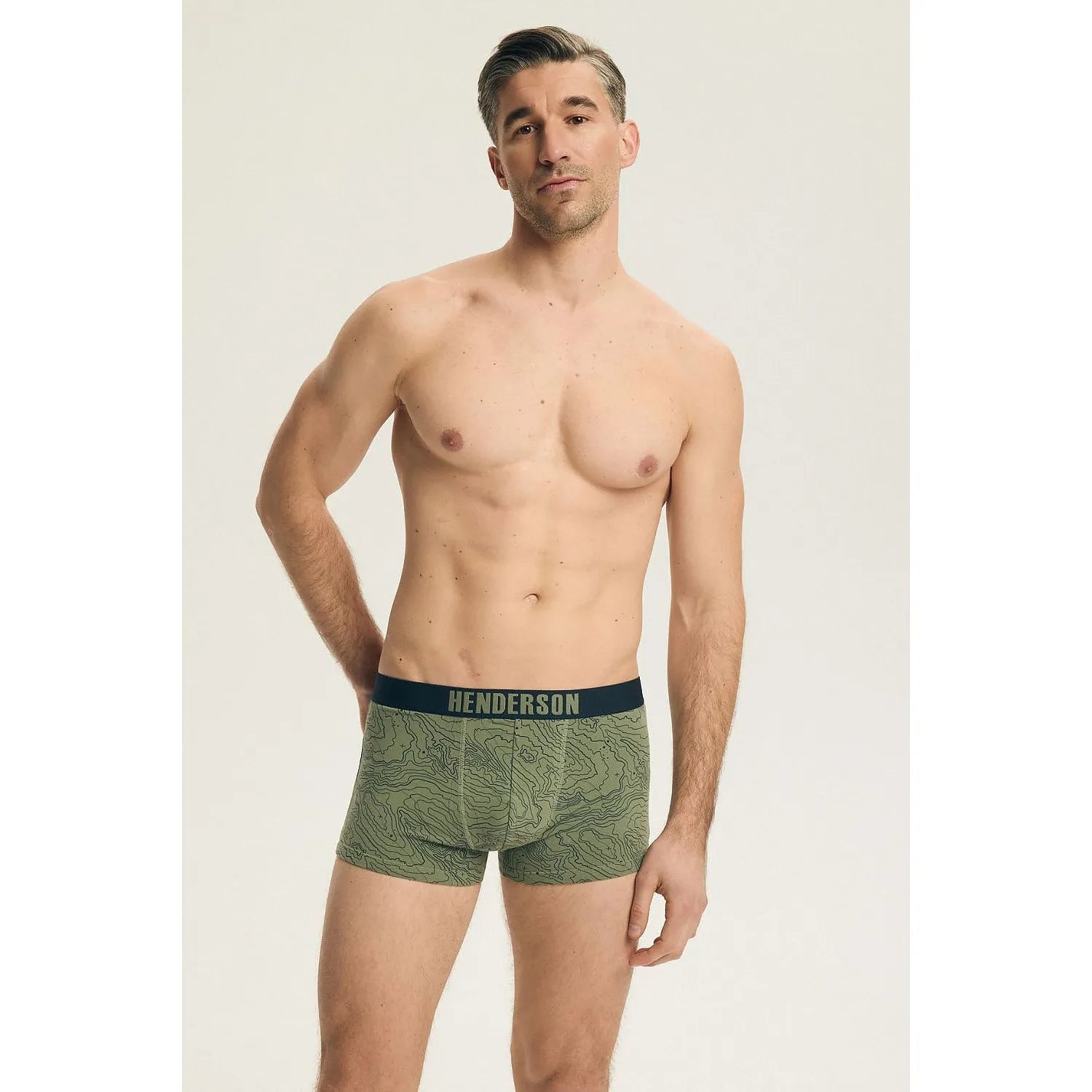 Boxers ajustés en coton vert imprimé moderne pour hommes, marque Henderson, confort respirant, style tendance.