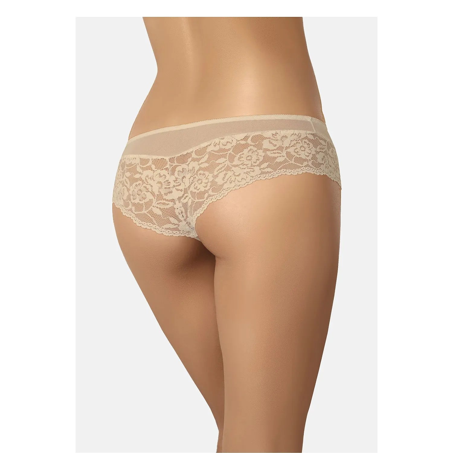 Culotte brésilienne dentelle florale chair, ajustée et invisible sous vêtements, élégante et confortable.