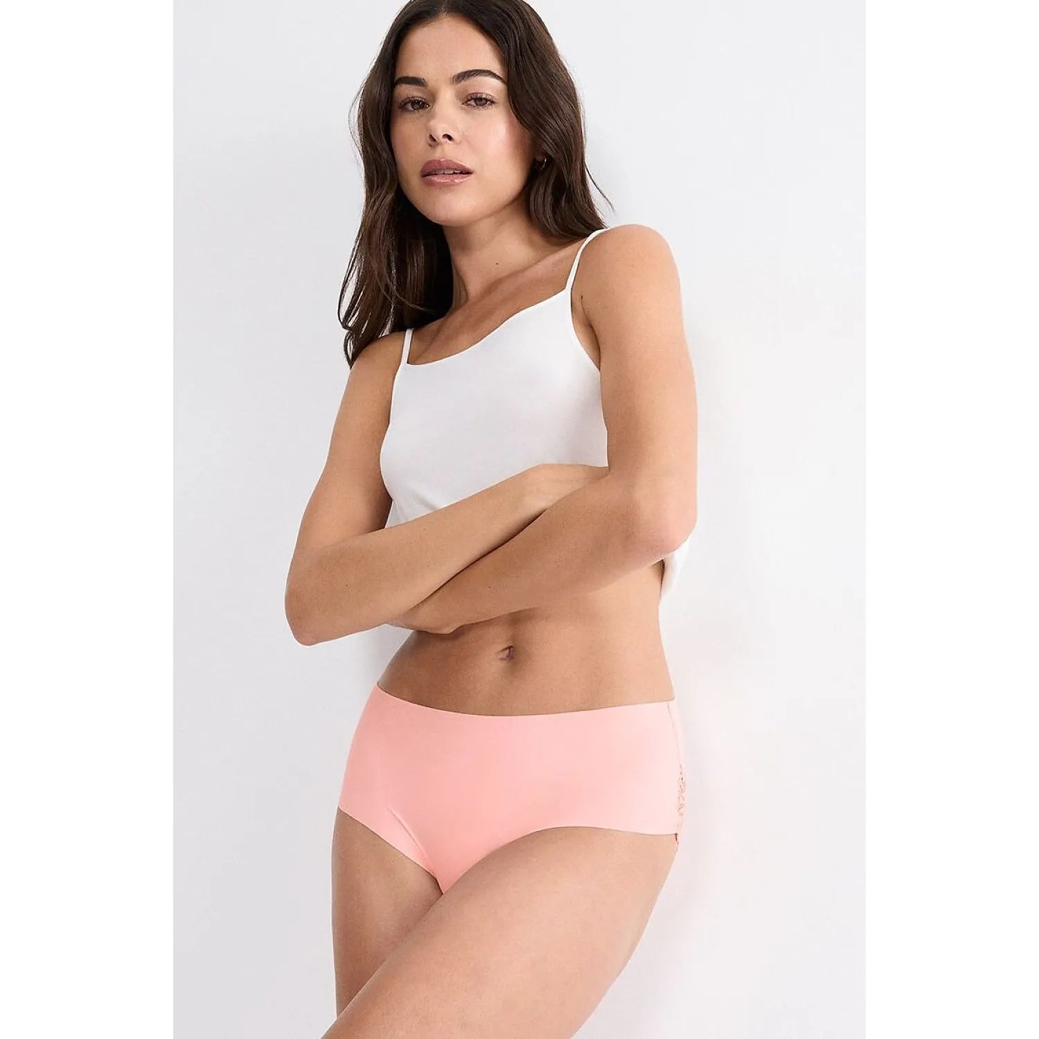Culotte Triumph rose pâle, microfibre douce, coupe maxi, sans couture, ajustement parfait, confort quotidien.