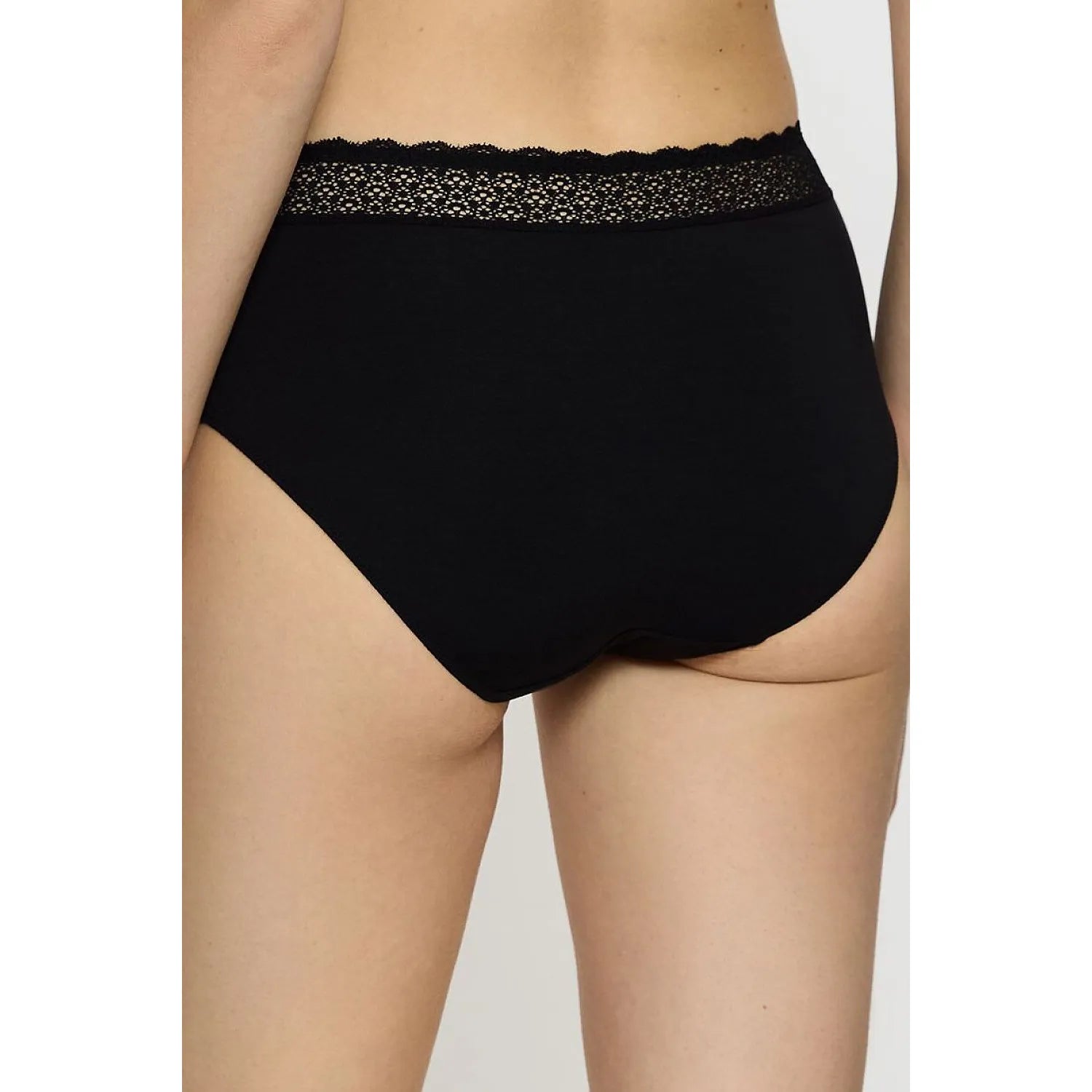Culottes noires invisibles en modal Lenzin avec dentelle recyclée, confort et élégance pour hygiène féminine durable.