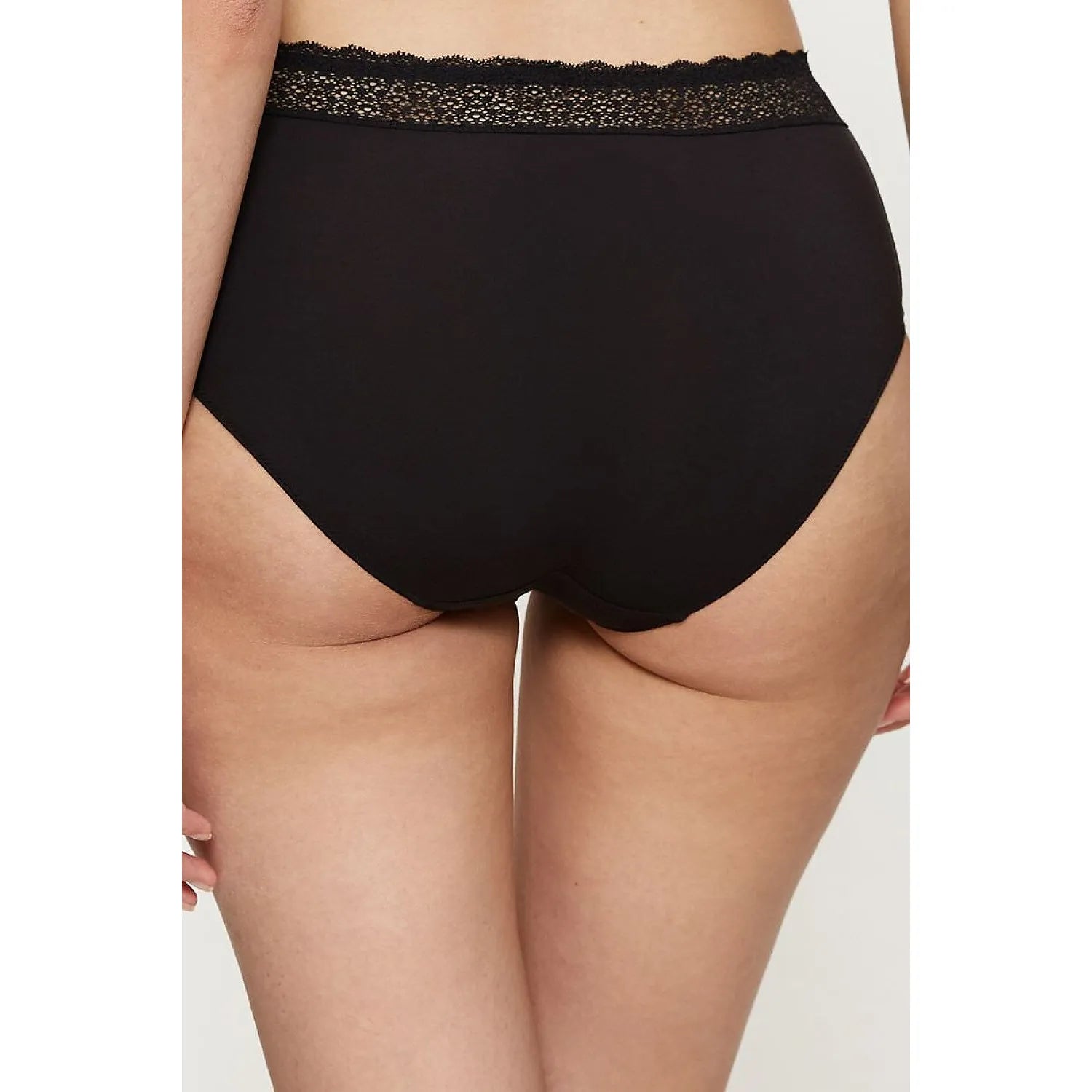Culotte noire en modal avec dentelle recyclée, coton bio, coupe confortable, éthique et durable pour femmes.