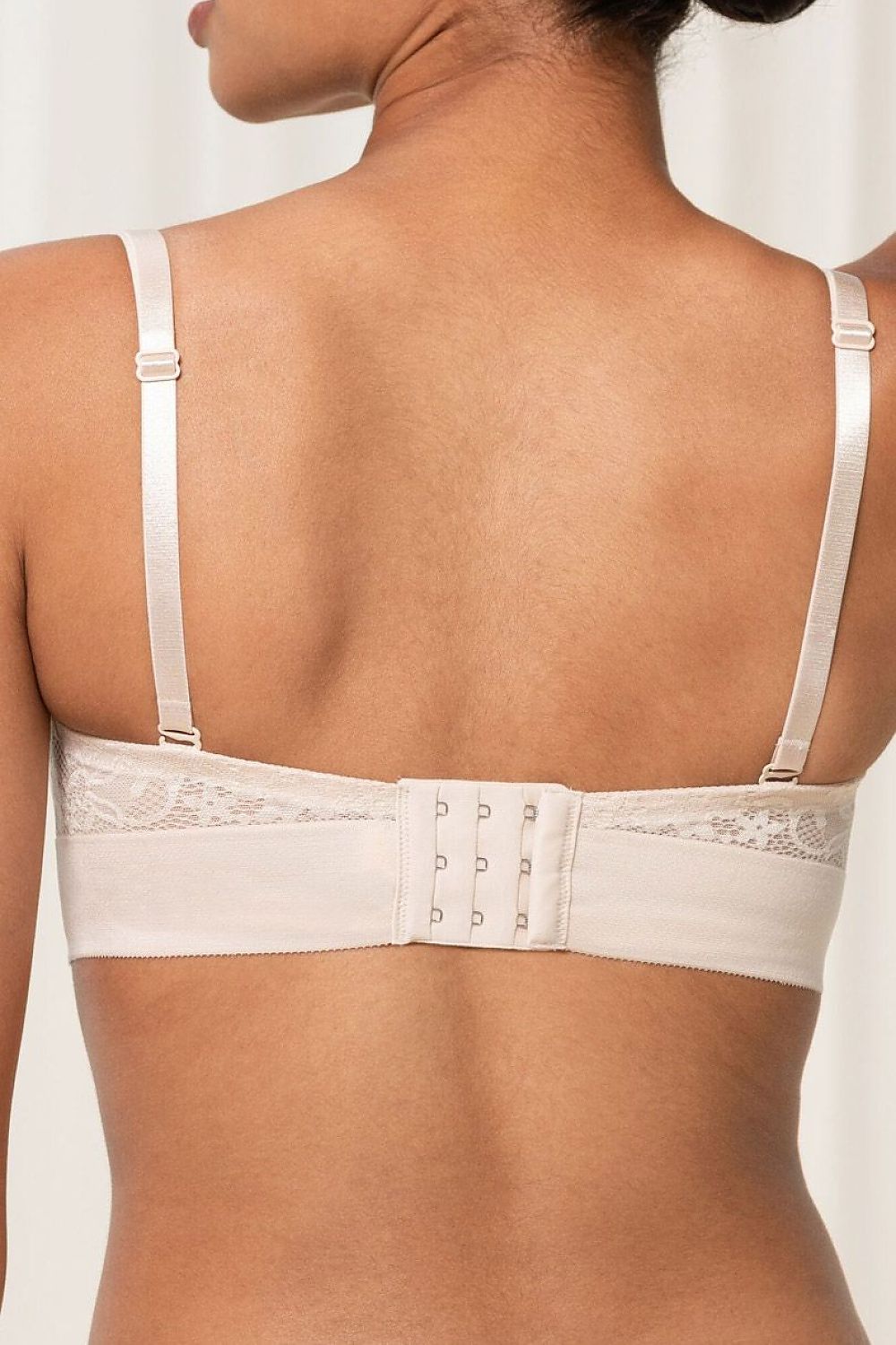  Soutien-gorge sans-bretelles model 229986 Triumph 