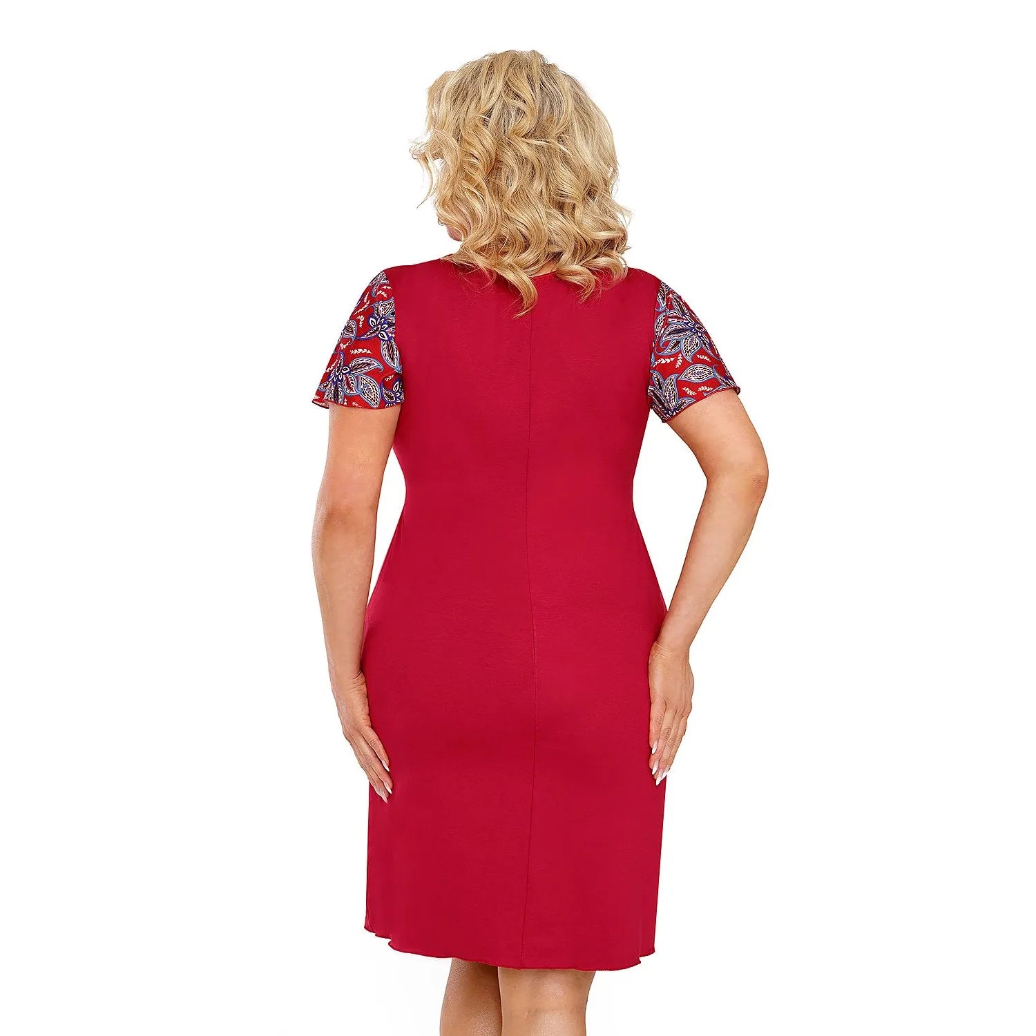 Nuisette bordeaux RITA PLUS en viscose avec dentelle bleue, manches amples et volant, fabriquée en Pologne.