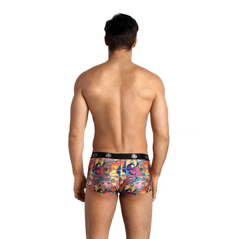 Boxer homme bandes dessinées colorées, coupe sportive, jambes longues, ajustement parfait, fond clair, modal doux.