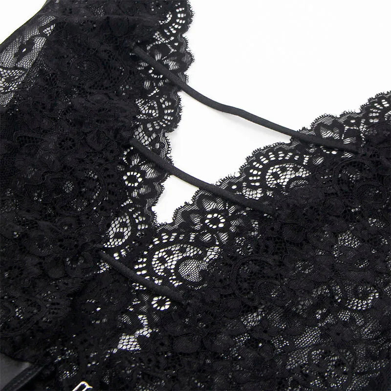 Body sexy noir dentelle avec porte-jarretelles, grande taille, matériaux haute qualité, élégance et sensualité.