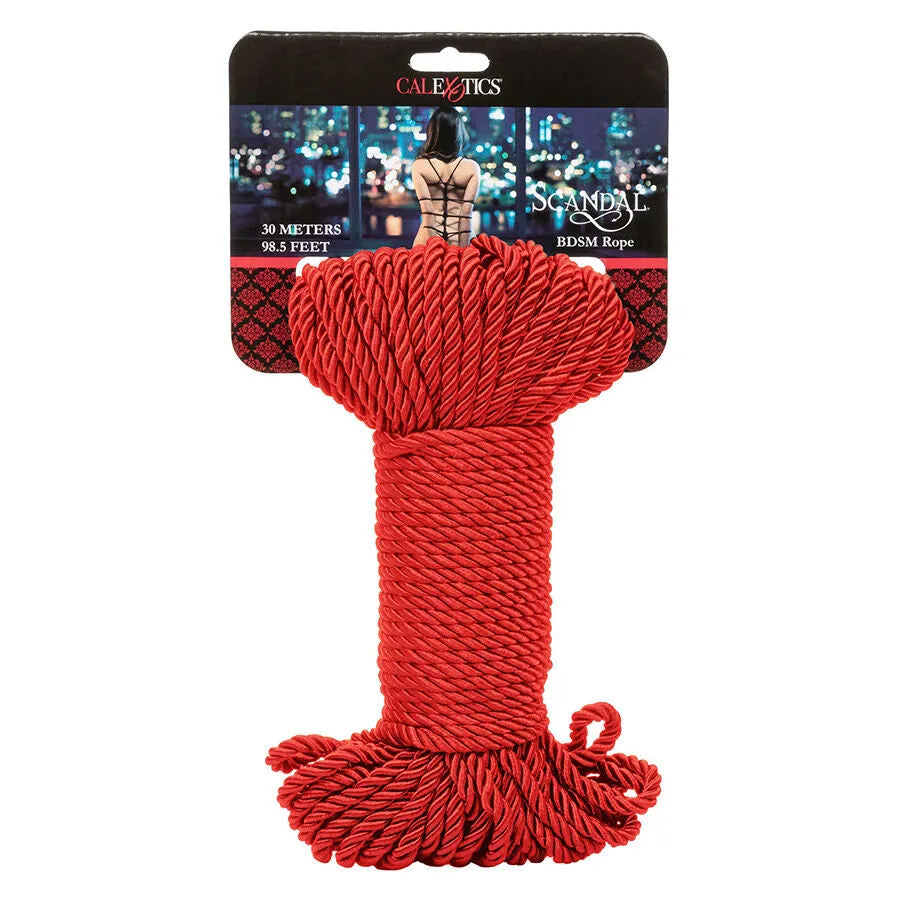 Corde BDSM rouge Scandal 30m, douce et soyeuse, idéale pour Shibari et jeux de bondage créatifs.