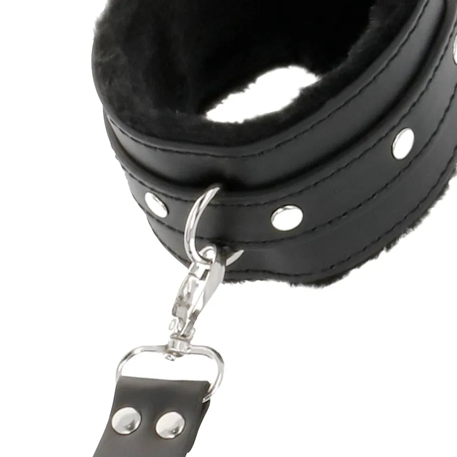 Menottes Bdsm En Cuir Pvc Ajustables