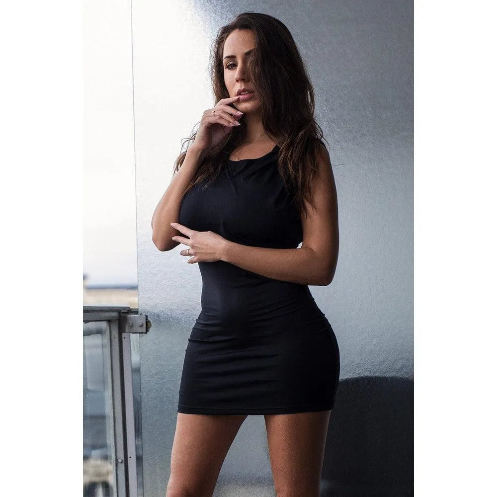 Robe Noire Sensuelle À Capuche Be Lily